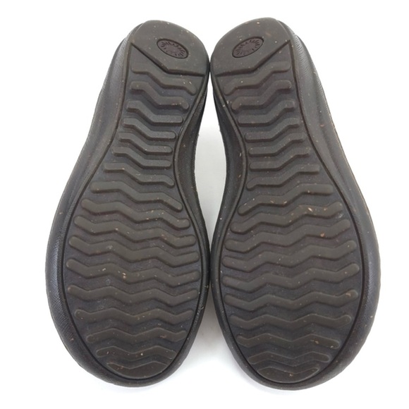 UGG Kohala Women's Brown
Suede Leather Clog Mules Slip-On Shoes - Picture 6 of 7